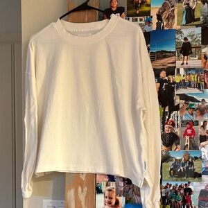 Le Bon Shoppe shirt.